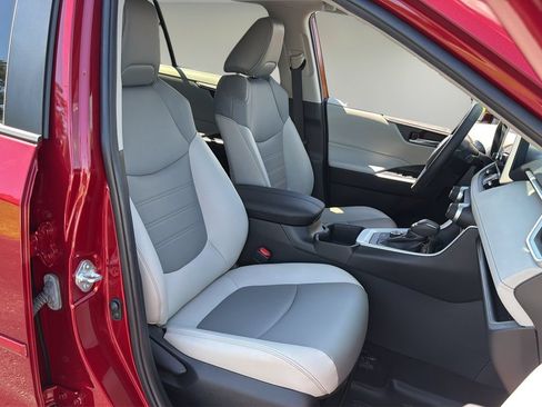 Certified 2023 Toyota RAV4 XLE Premium AWD/4WD image 19