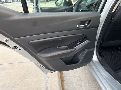 Used 2023 Nissan Altima 2.5 SR image 14