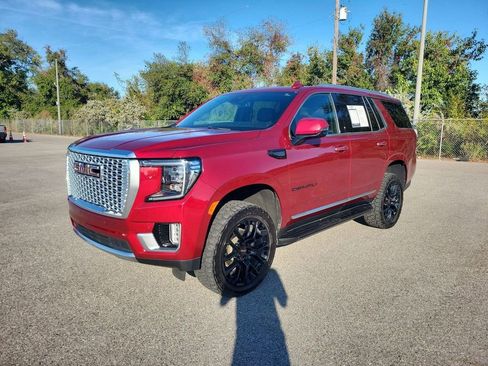 Used 2023 GMC Yukon Denali w/ LPO, Floor Liner Package image 8