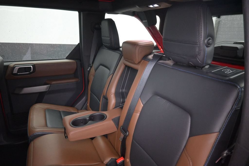 Used 2023 Ford Bronco Outer Banks AWD/4WD image 25