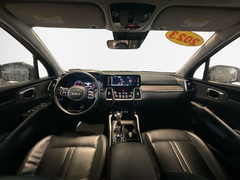 Certified 2023 Kia Sorento S w/ Panoramic Sunroof Package AWD/4WD image 22