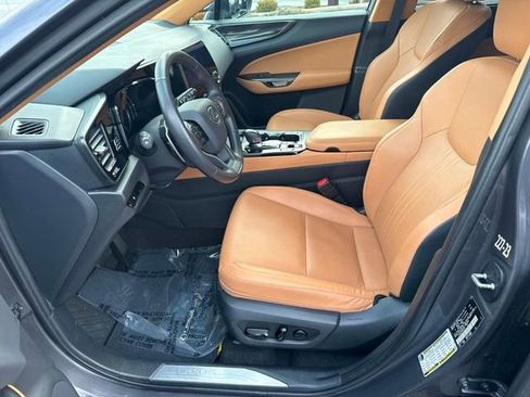 Used 2023 Lexus NX 250 AWD image 14