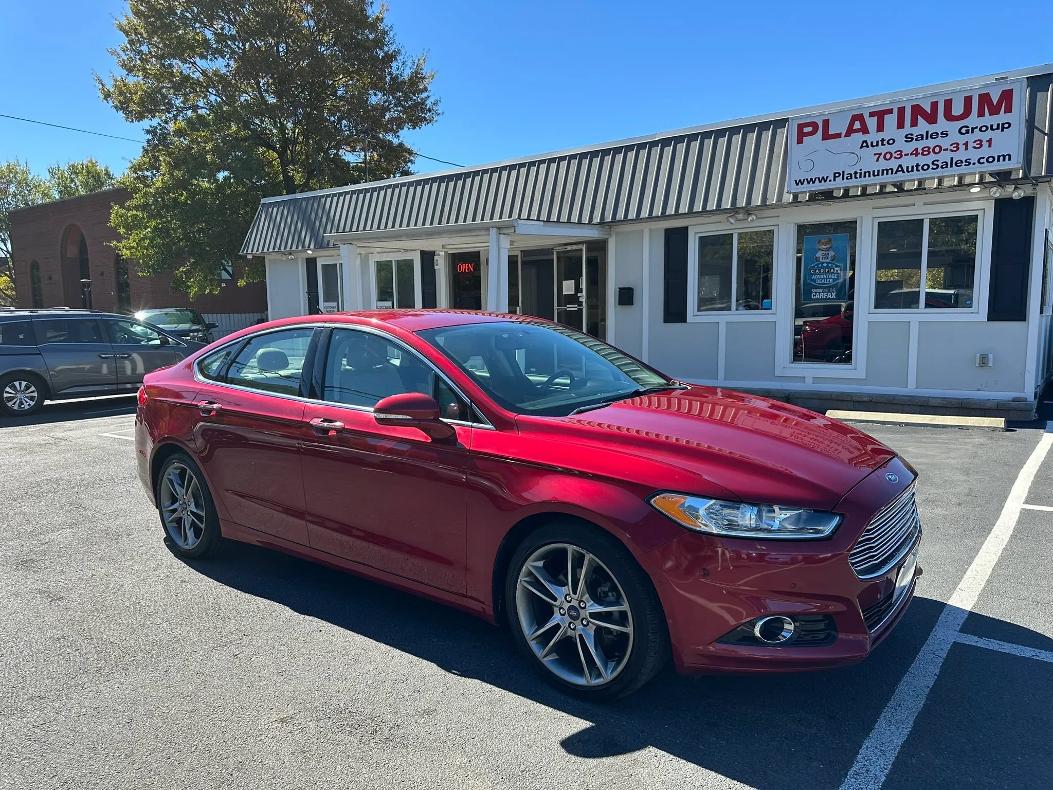 Used 2016 Ford Fusion Titanium AWD/4WD image 1
