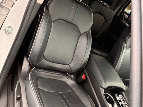 Used 2023 Honda Pilot Elite image 20