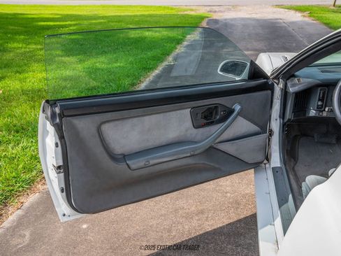 Used 1989 Pontiac Firebird Trans Am RWD image 44