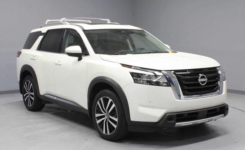 Certified 2024 Nissan Pathfinder Platinum w/ Cargo Package AWD/4WD image 1
