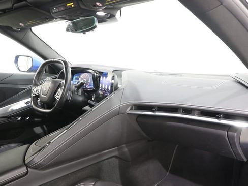 Used 2020 Chevrolet Corvette Stingray Coupe RWD image 16