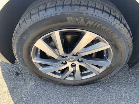 Certified 2023 Chevrolet Equinox Premier AWD/4WD image 33