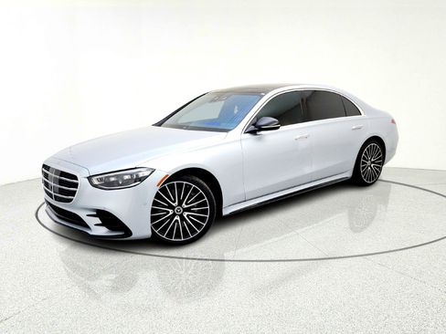 Certified 2022 Mercedes-Benz S 500 4MATIC image 1