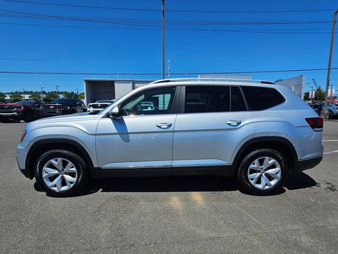 Used 2018 Volkswagen Atlas SEL AWD/4WD image 2