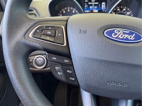 Used 2018 Ford Escape SE w/ SE Sync 3 Package FWD image 13