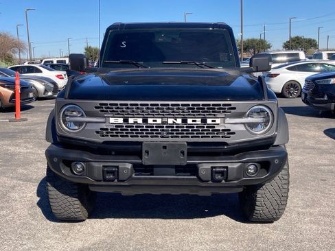 Used 2023 Ford Bronco Badlands w/ Sasquatch Package image 2