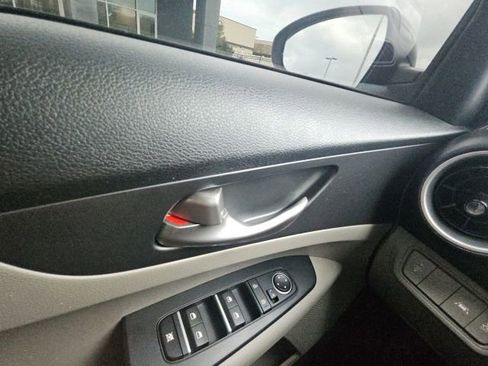 Used 2021 Kia Forte LXS image 44