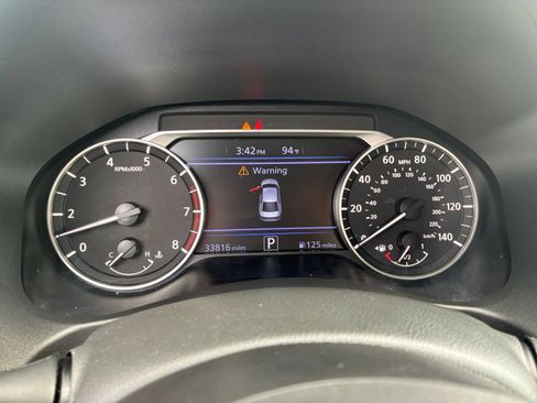Used 2025 Nissan Altima 2.5 SV FWD image 34