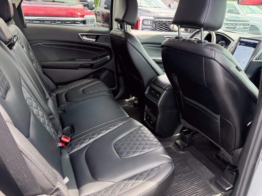Certified 2024 Ford Edge Titanium AWD/4WD image 15