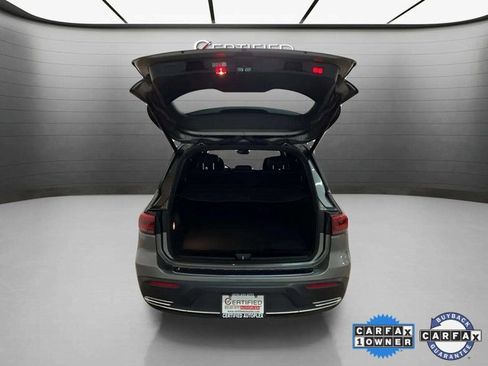 Used 2023 Mercedes-Benz EQB 300 4MATIC w/ Pinnacle Package image 7