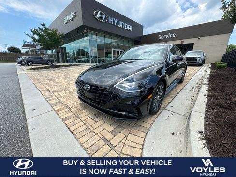Used 2020 Hyundai Sonata Limited w/ Cargo Package FWD image 1