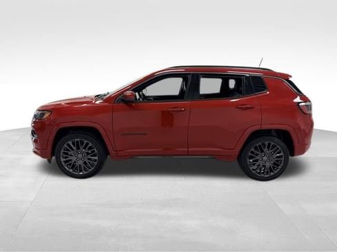 Used 2022 Jeep Compass Limited AWD/4WD image 3