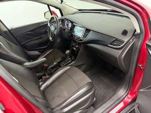 Used 2020 Buick Encore Preferred FWD image 41