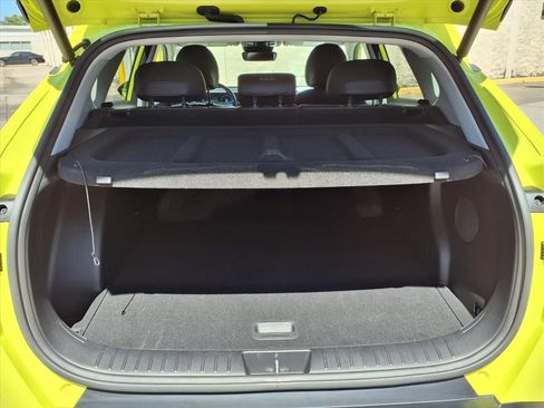 Used 2024 Hyundai Kona Limited FWD image 15