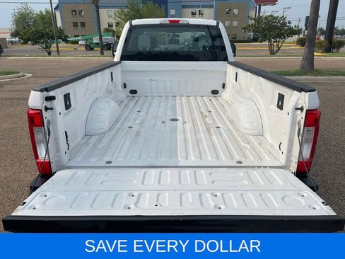 Used 2017 Ford F250 XL w/ Power Equipment Group RWD image 5