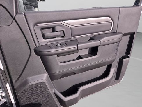 New 2026 RAM 2500 Tradesman AWD/4WD image 32