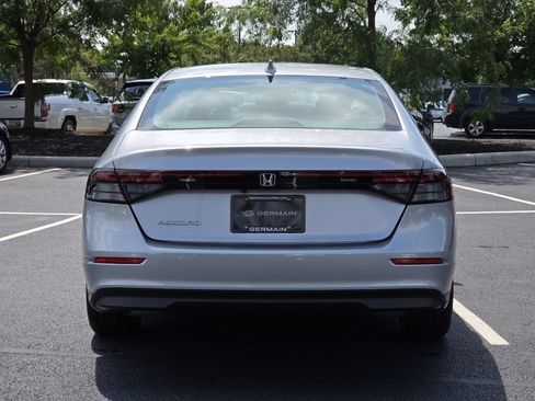 Certified 2023 Honda Accord EX image 19
