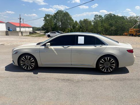 Used 2018 Lincoln Continental Reserve w/ Continental Climate Package AWD/4WD image 5