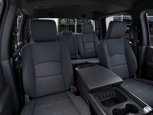 New 2026 RAM 2500 Big Horn AWD/4WD image 16