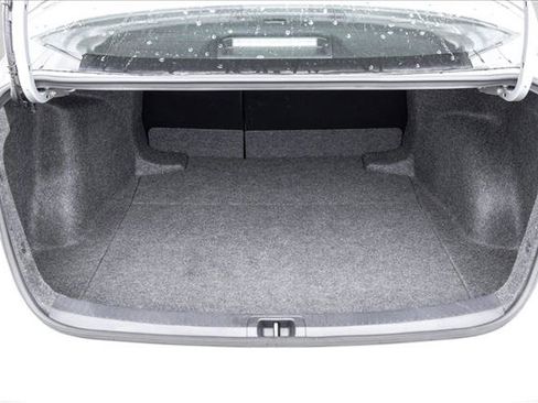 Used 2025 Toyota Corolla LE FWD image 21