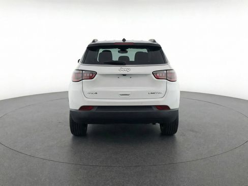 Used 2025 Jeep Compass Limited AWD/4WD image 7