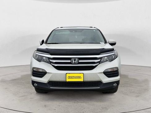 Used 2016 Honda Pilot Touring image 6
