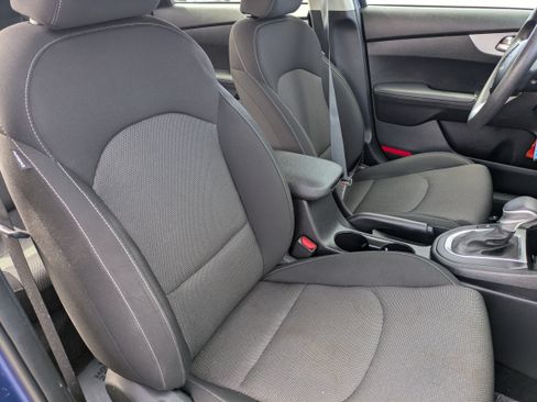 Used 2024 Kia Forte LXS FWD image 10