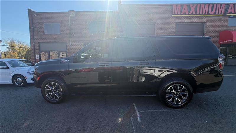 Used 2021 Chevrolet Suburban 4WD Z71 w/ Rear Media and Nav Package image 18