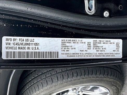 Used 2022 Jeep Grand Wagoneer Series I image 36