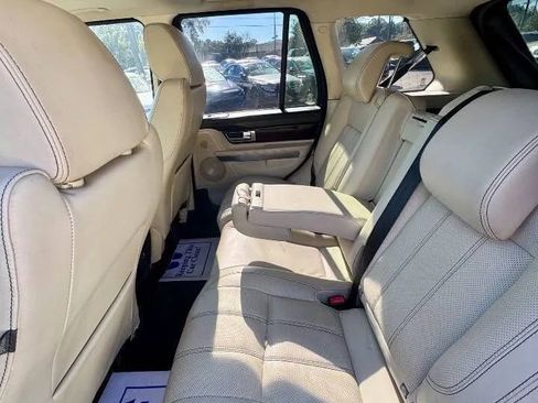 Used 2011 Land Rover Range Rover Sport HSE LUX image 10
