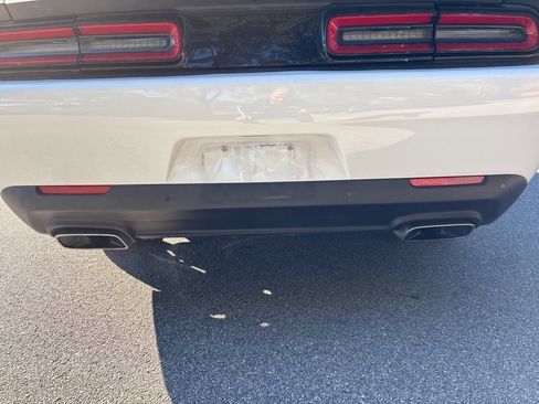 Used 2020 Dodge Challenger R/T image 23