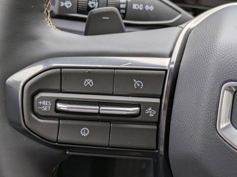 New 2026 GMC Terrain AT4 w/ Convenience Package III AWD/4WD image 16