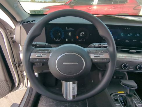 New 2026 Hyundai Kona SE image 21