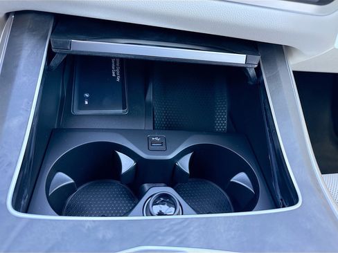 New 2026 BMW X5 xDrive50e w/ Executive Package image 32