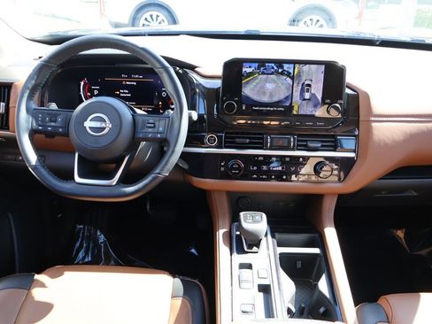 Used 2024 Nissan Pathfinder Platinum w/ Cargo Package image 44