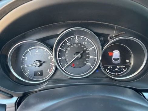 Used 2018 MAZDA CX-5 Touring w/ Preferred Equipment Package image 16