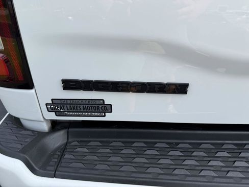 Used 2022 RAM 2500 Big Horn w/ Level C Equiment Group AWD/4WD image 17