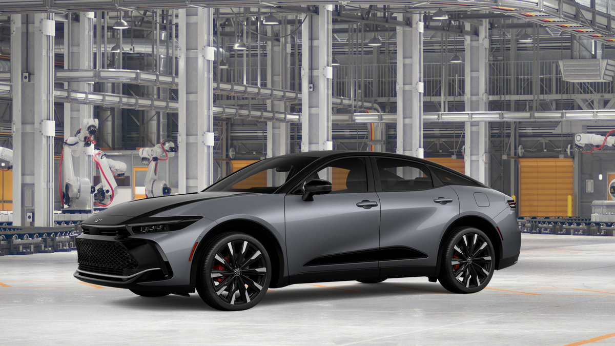 New 2027 Toyota Crown Platinum AWD/4WD image 2