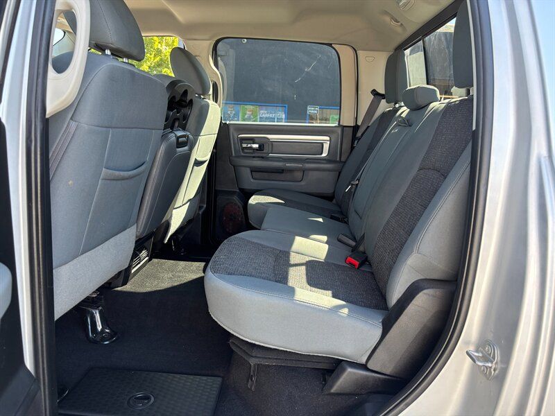 Used 2019 RAM 1500 Big Horn AWD/4WD image 12