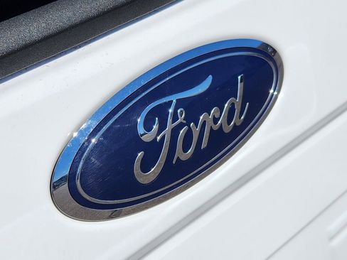 Used 2021 Ford F350 Lariat w/ Lariat Ultimate Package image 11