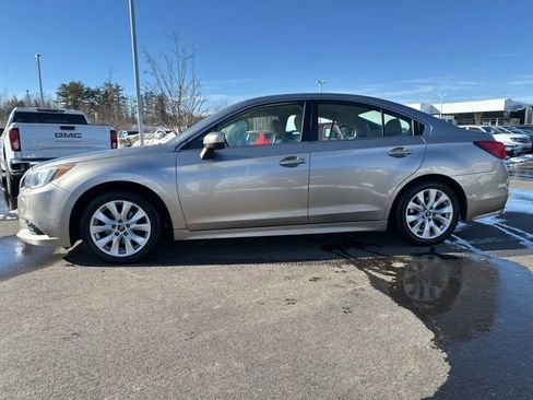 Used 2015 Subaru Legacy 2.5i Premium image 2