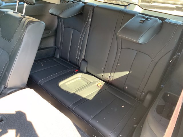 Used 2026 INFINITI QX60 Luxe w/ Cargo Package FWD image 12