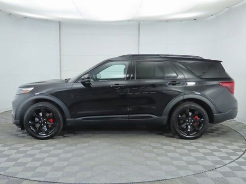 Used 2023 Ford Explorer ST w/ Equipment Group 401A image 8