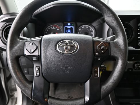 Certified 2020 Toyota Tacoma SR image 11